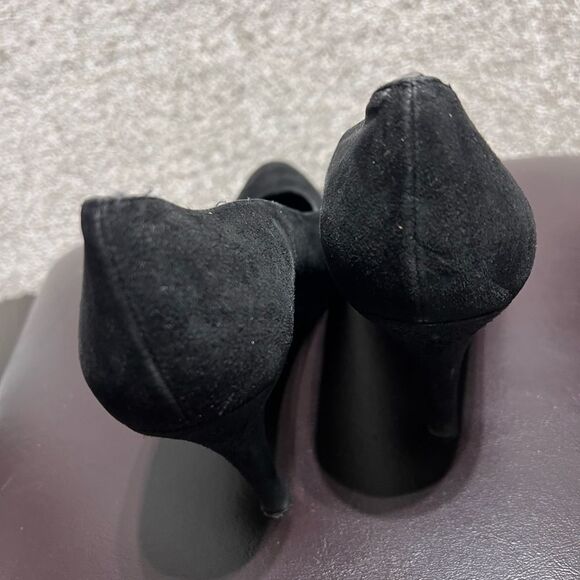 Stuart Weitzman Woman’s Round Toe Black Suede Heels Pumps Size 10 N - Picture 5 of 10